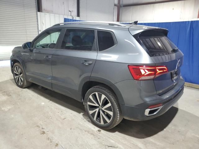 2024 Volkswagen Taos SE