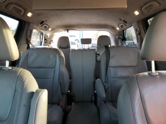 2015 Toyota Sienna XLE