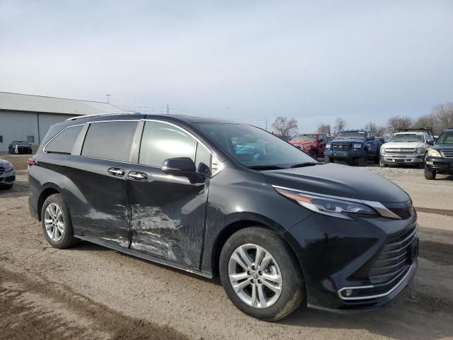 2023 Toyota Sienna Limited