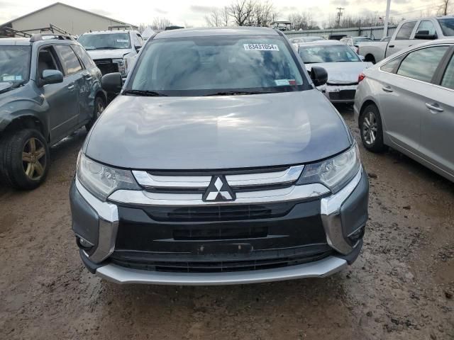 2017 Mitsubishi Outlander ES