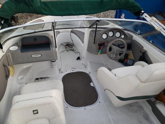 2001 Four Winds Boat