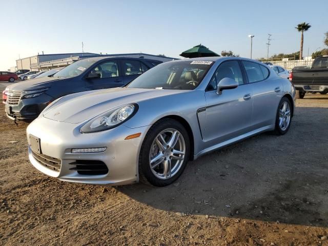 2014 Porsche Panamera 2