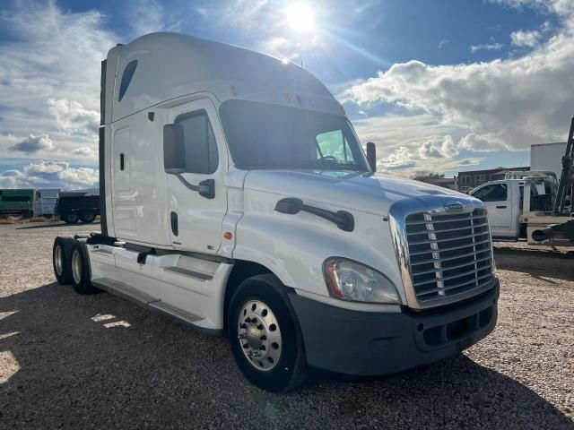 2012 Freightliner Cascadia 125