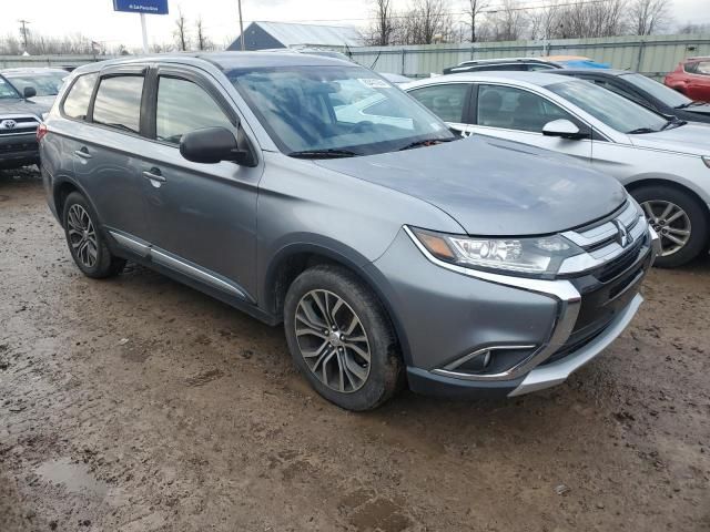 2017 Mitsubishi Outlander ES