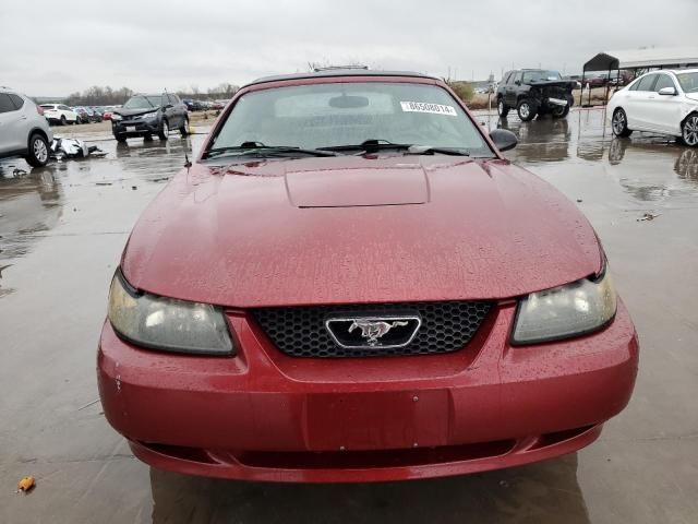 2004 Ford Mustang