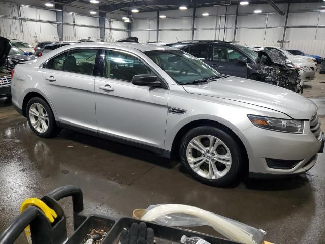 2016 Ford Taurus SE