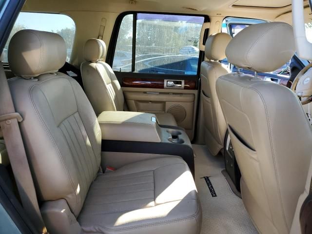 2005 Lincoln Navigator