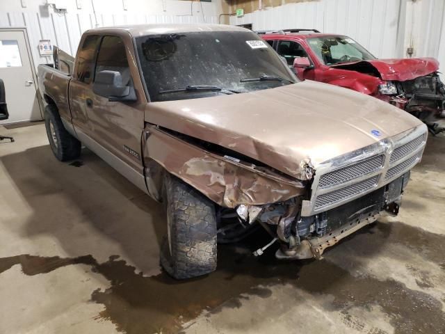 2000 Dodge RAM 2500