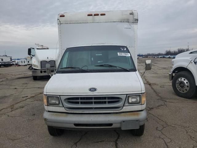 1999 Ford Econoline E350 Super Duty Commercial Cutaway Van