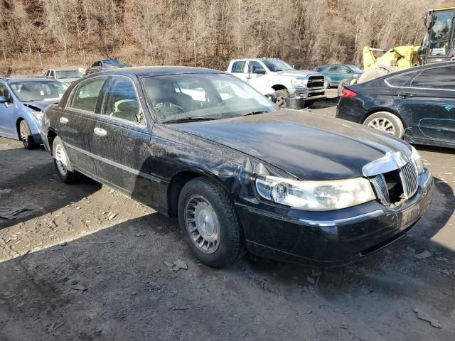 1999 Lincoln Town Car Executive