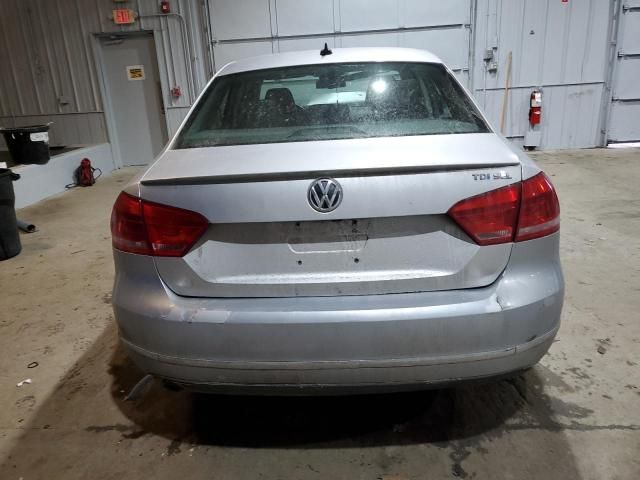 2013 Volkswagen Passat SEL