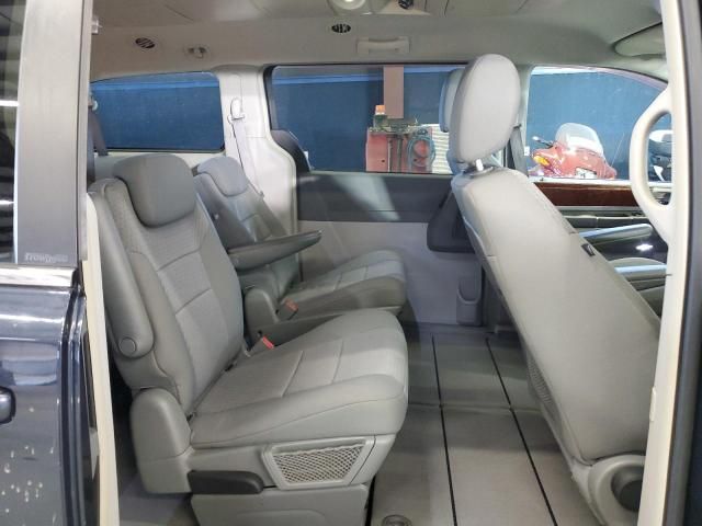 2009 Chrysler Town & Country Touring