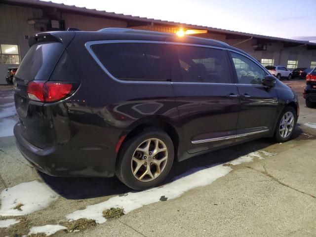 2017 Chrysler Pacifica Touring L Plus