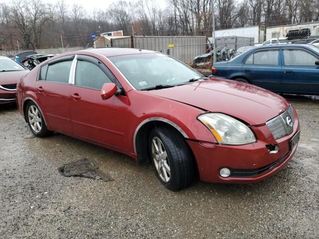 2004 Nissan Maxima SE