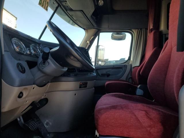 2018 Freightliner Cascadia 125