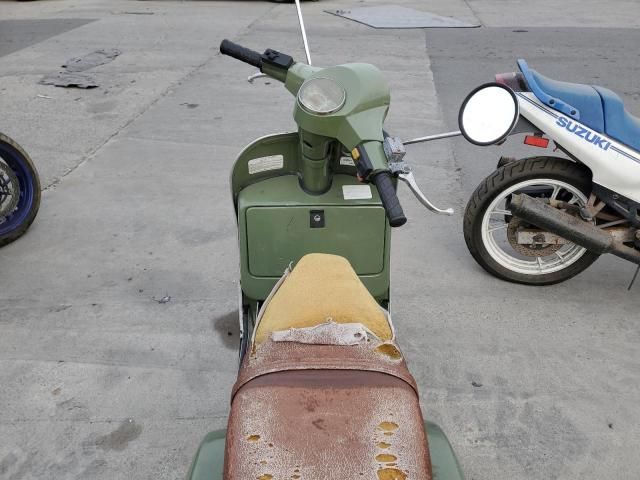 2010 Genuine Scooter Co. Stella 4-Stroke