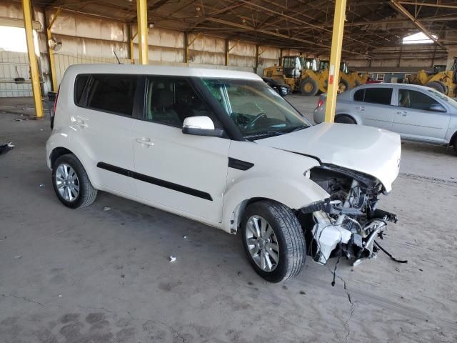 2013 KIA Soul +