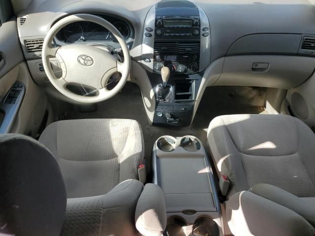 2010 Toyota Sienna CE