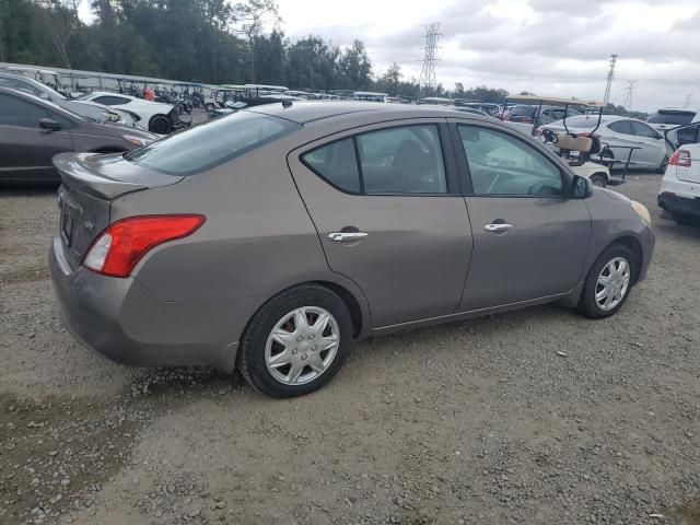 2013 Nissan Versa S