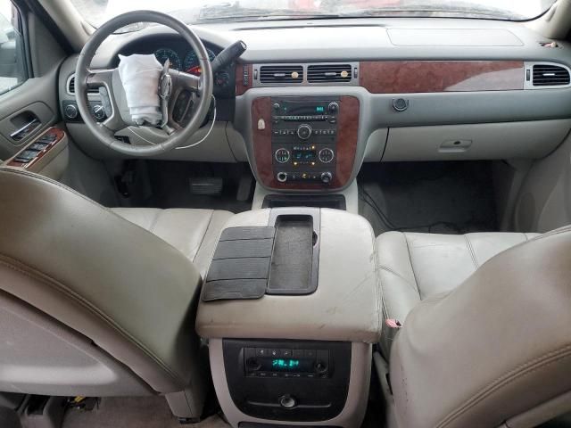 2011 Chevrolet Suburban K1500 LT