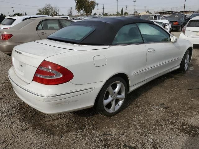 2005 Mercedes-Benz CLK 320