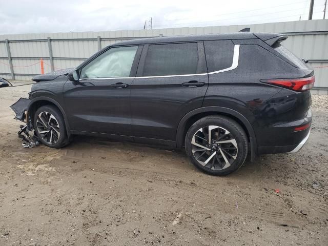 2022 Mitsubishi Outlander se