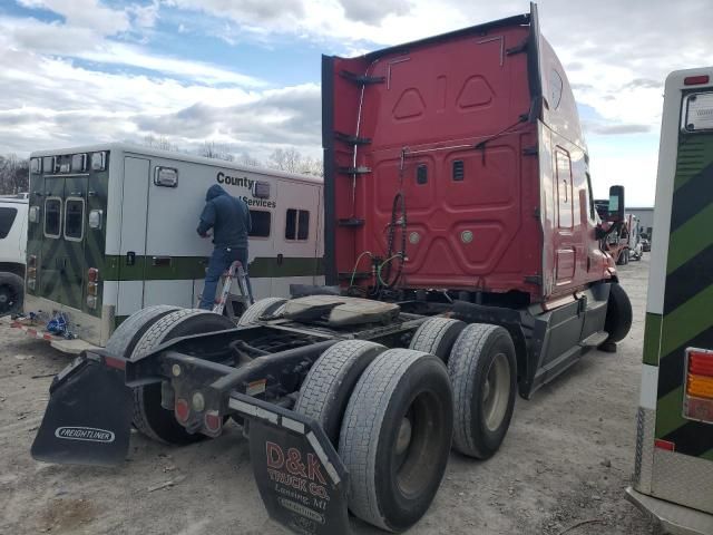 2015 Freightliner Cascadia 125