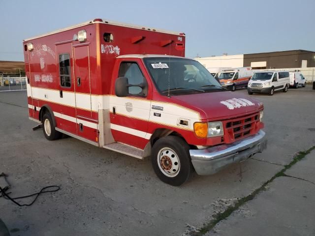 2006 Ford Econoline E450 Super Duty Cutaway Van