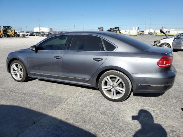 2013 Volkswagen Passat SEL