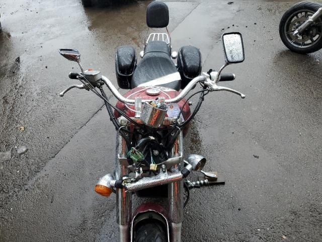 2002 Honda VT1100 C2