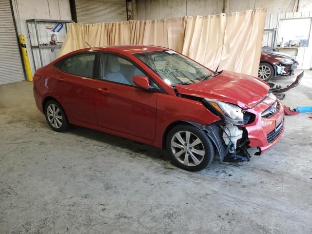 2013 Hyundai Accent GLS