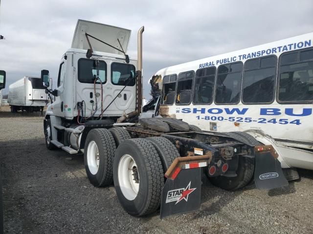 2018 Freightliner Cascadia 125