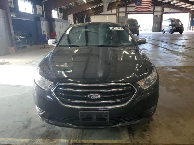 2015 Ford Taurus Limited