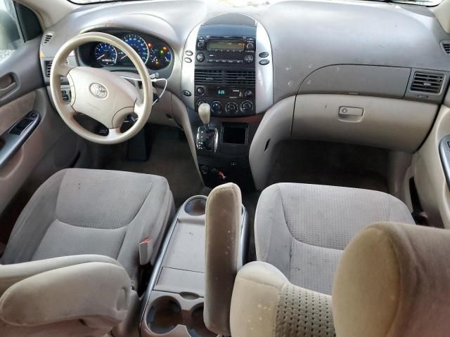 2007 Toyota Sienna CE