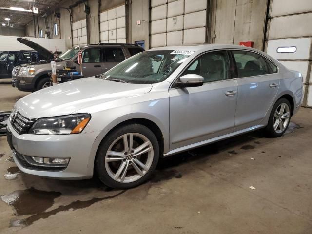 2013 Volkswagen Passat SEL