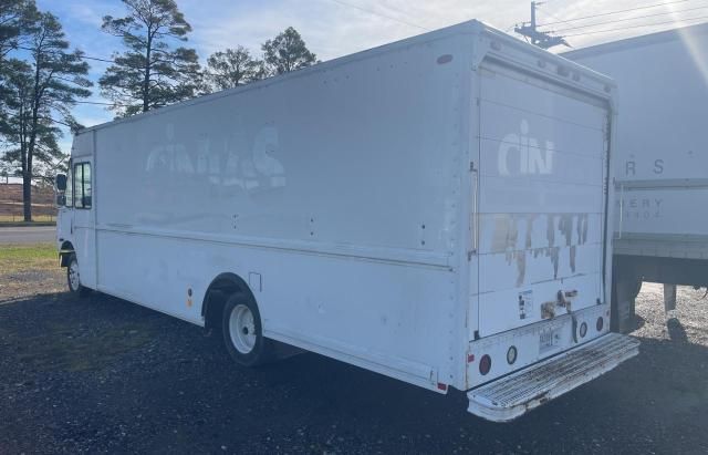 2006 Freightliner Chassis M Line WALK-IN Van