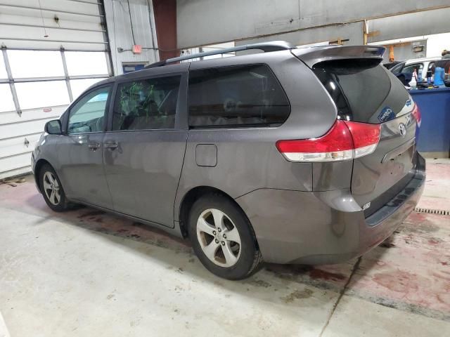 2011 Toyota Sienna LE