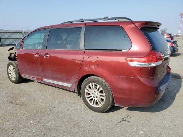 2012 Toyota Sienna XLE