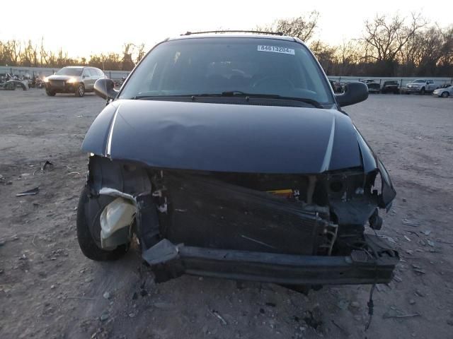 2005 Chrysler Town & Country Touring