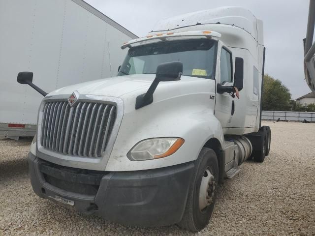 2018 International LT625