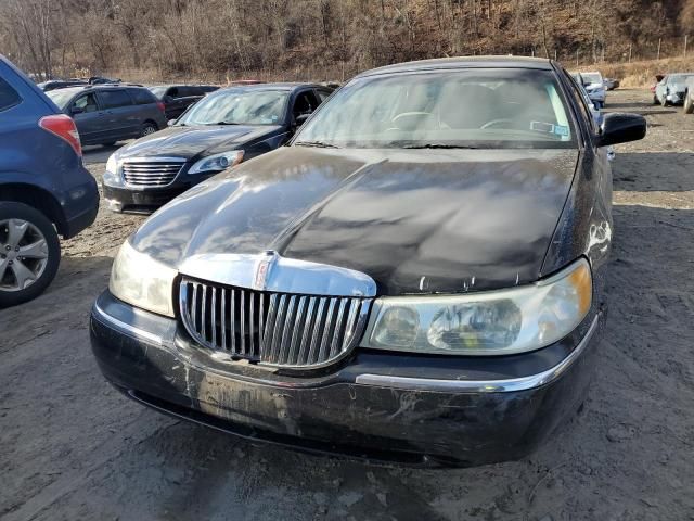 1999 Lincoln Town Car Executive