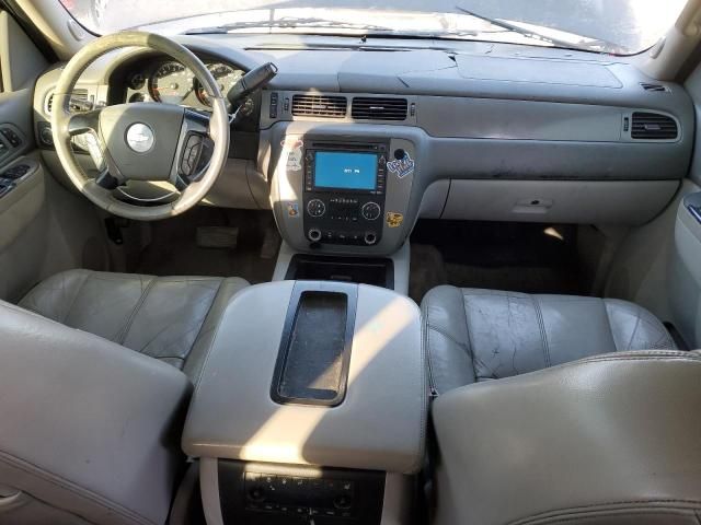 2011 Chevrolet Suburban K1500 LT