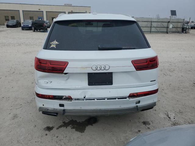 2019 Audi Q7 Premium Plus