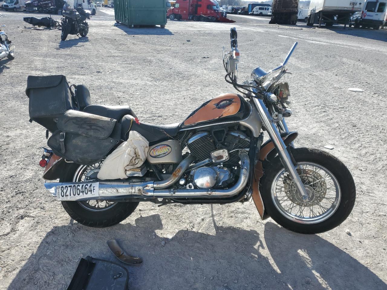 1998 Honda VT750 CD2