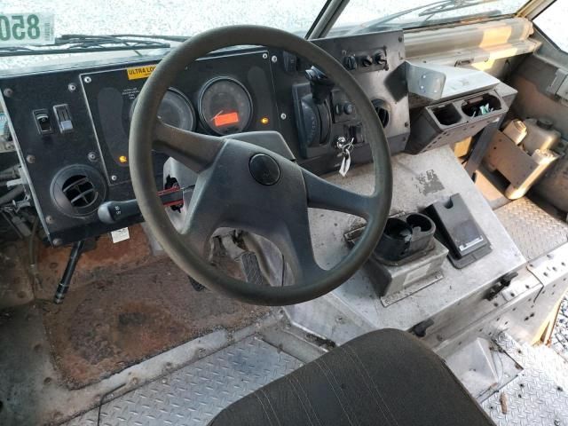 2008 Freightliner Chassis M Line WALK-IN Van