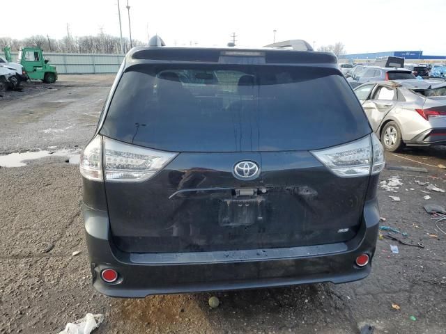 2012 Toyota Sienna Sport