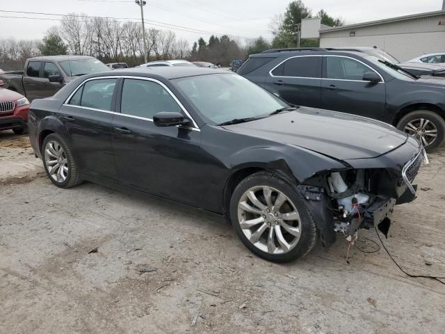 2017 Chrysler 300 Limited