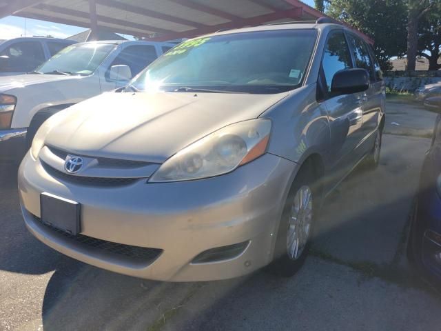 2005 Toyota Sienna CE