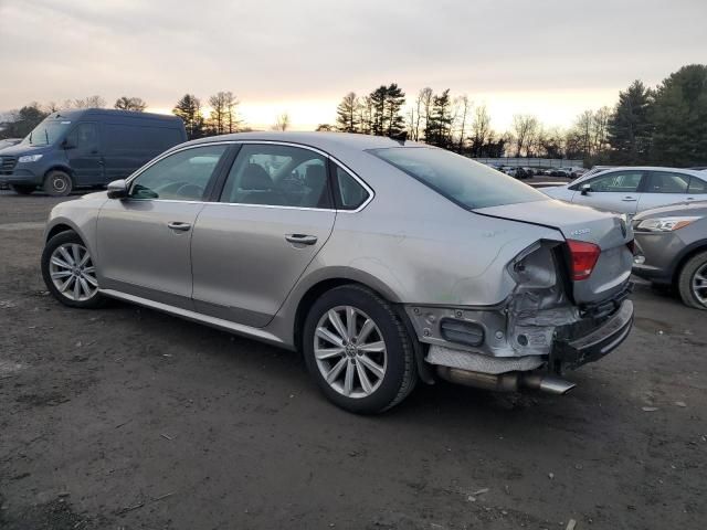 2012 Volkswagen Passat SEL