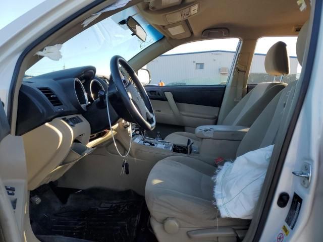 2013 Toyota Highlander Base